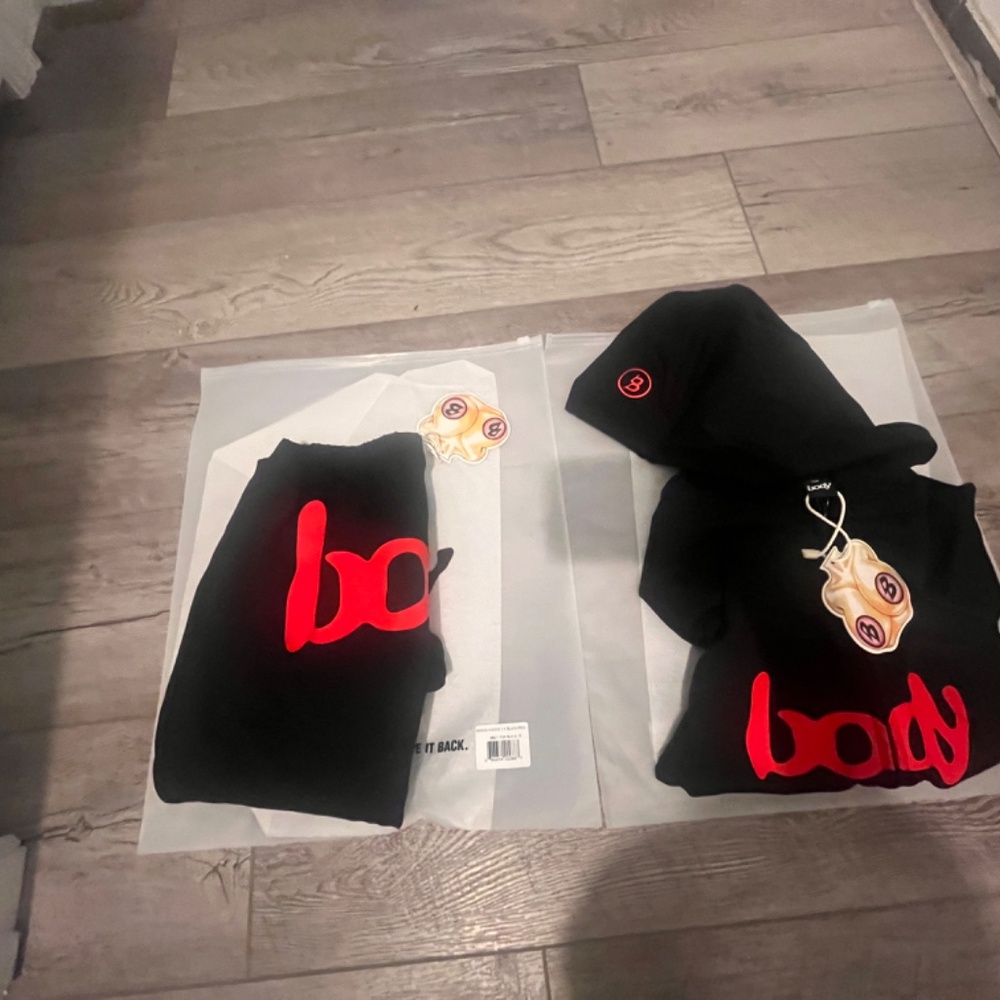 Body - Picture 2 of 4